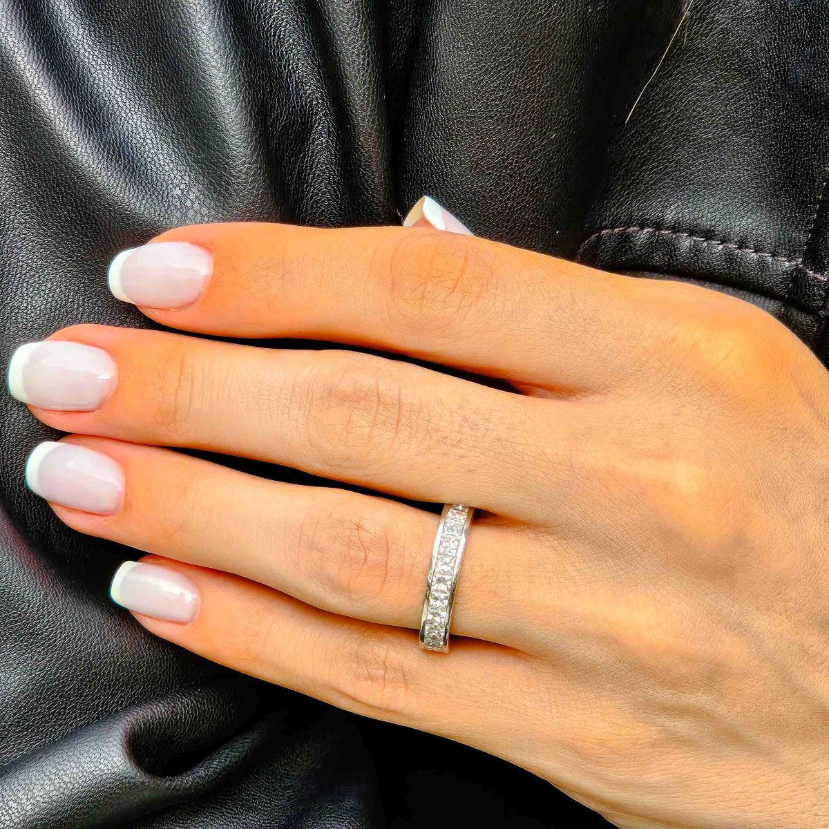 gold & diamond jewellery_331 Gold & 3.15ct Princess Diamond Eternity Ring - Image 3