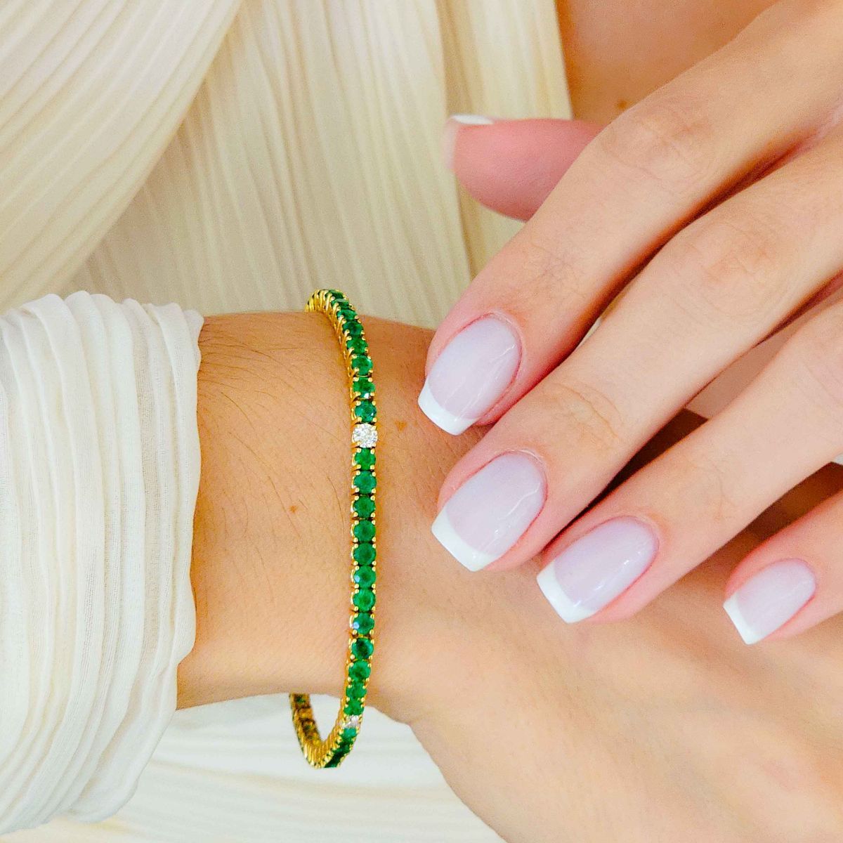 gold & diamond jewellery_665 Gold, Emerald & Diamond Bracelet - Image 2